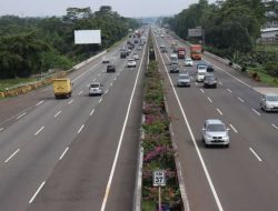 Pengemudi yang Melakukan Lane Hogger Bisa Dikenakan Sanksi?