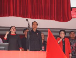 Getarkan GBK, Megawati, Puan dan Ganjar Bersama Presiden Jokowi, Serukan Dedikasi Hidup Untuk Tanah Air