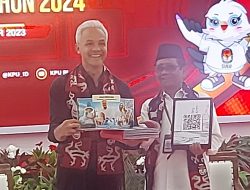 Siap Perjuangkan Nasib Bangsa, Duet Ganjar-Mahfud Daftar KPU Hari Ini