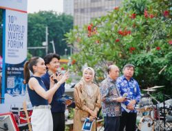 Jadi Duta Komunikasi WWF, Cinta Laura Ajak Generasi Muda Peduli Krisis Air