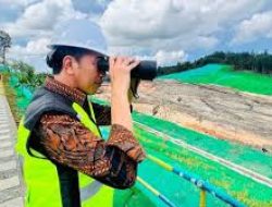 Guru Besar FEB UI: Pembangunan infrastruktur Era Jokowi Menopamg Perekonomian Nasional