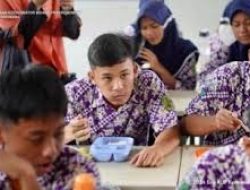 Presiden Instruksikan Kementerian dan Lembaga Gerak Cepat Sukseskan Program Makan Bergizi Gratis