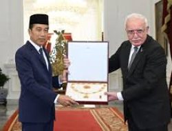 Dianugerahi “Grand Collar Order of the State of Palestine”, Bukti Capaian dan Konsistensi Diplomasi Presiden Jokowi Dukung Palestina