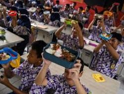 Program Makan Gratis Prabowo- Gibran Berikan Dampak Positif Bagi Masyarakat